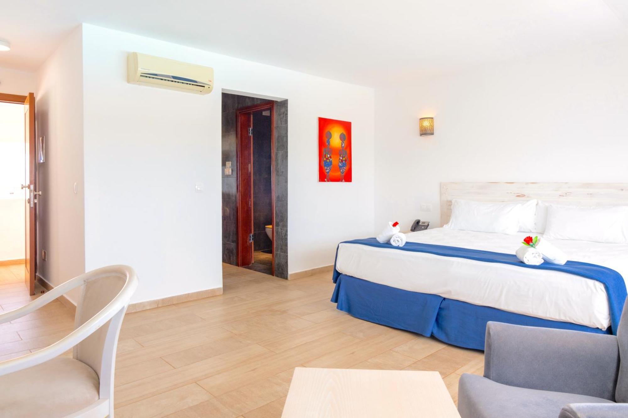 סנטה מריה Hotel Livvo Budha Beach מראה חיצוני תמונה