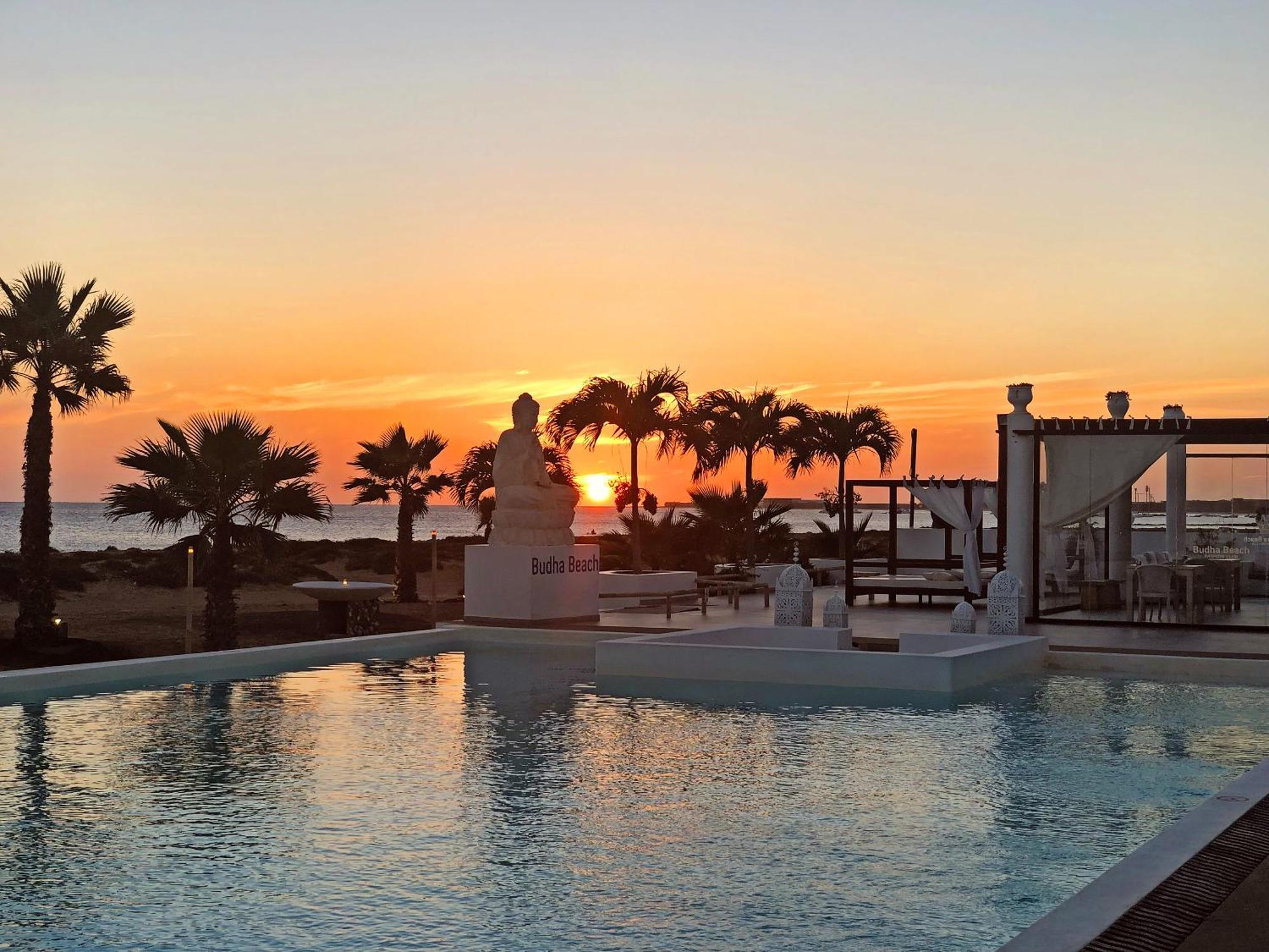 סנטה מריה Hotel Livvo Budha Beach מראה חיצוני תמונה
