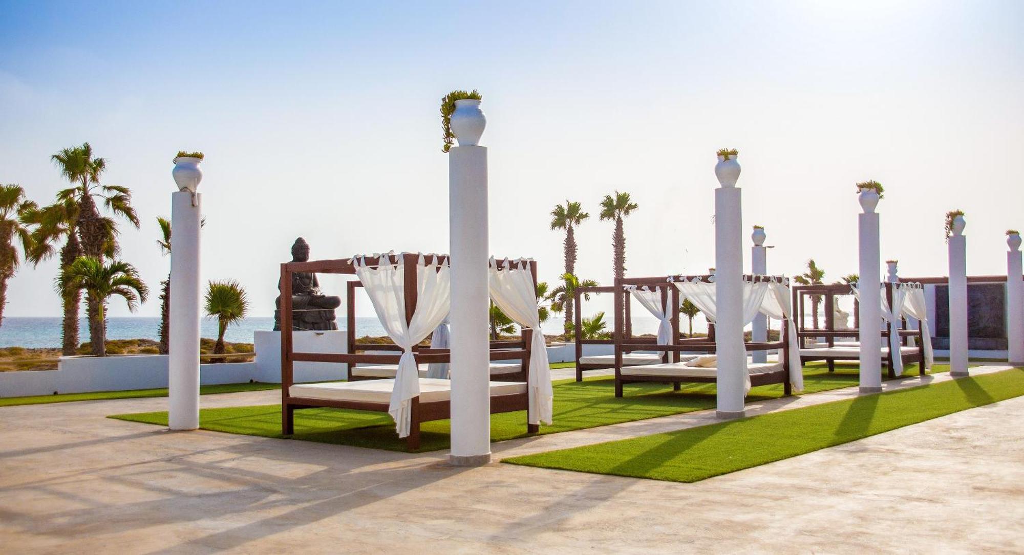 סנטה מריה Hotel Livvo Budha Beach מראה חיצוני תמונה